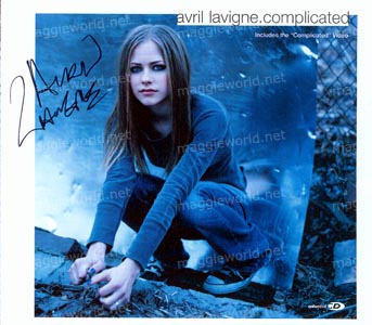avril-world